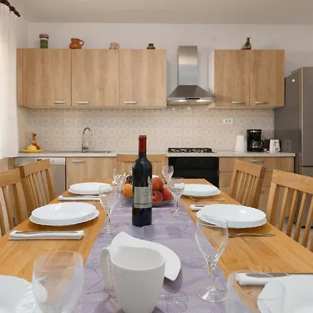 House Max Porec
