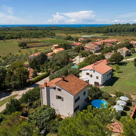 House Max Holiday home